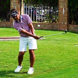 ラフの正解は2通り「上からコツン」or「バンカー風」【藤田寛之アプローチのレシピ#12/ボールが沈んだラフ】