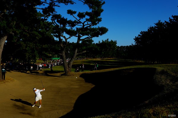 2025年 JLPGAツアーチャンピオンシップリコーカップ 4日目 鈴木愛 随所で技術を見せつけた