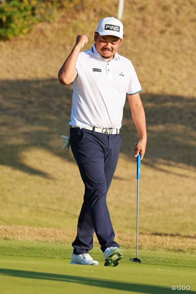 2025年 カシオワールドオープンゴルフトーナメント 最終日 大岩龍一 優勝ガッツ!