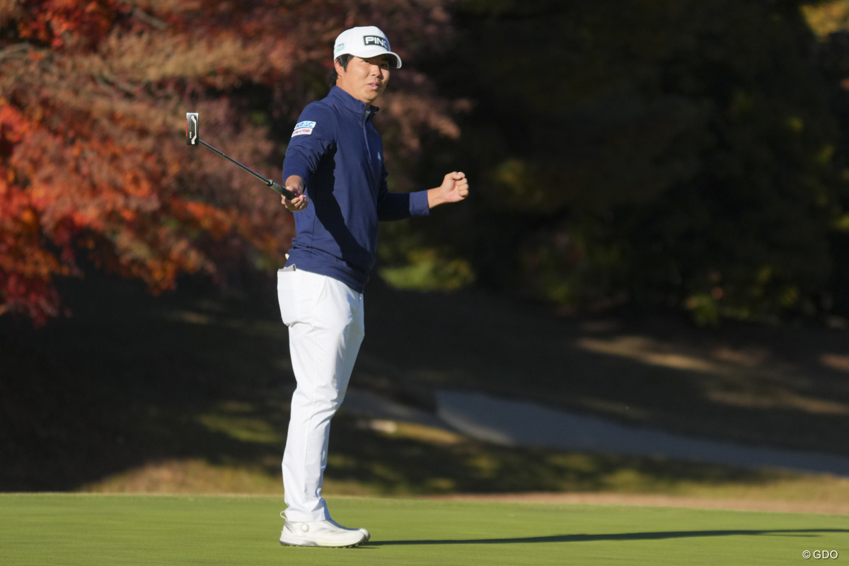 難しい18番でバーディはガッツポーズ出ちゃうね。 2025年 ゴルフ日本シリーズJTカップ 初日 細野勇策