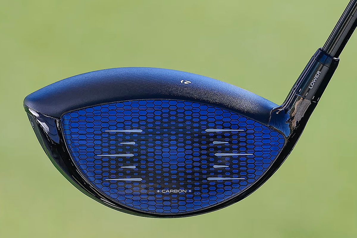 フェースは鮮やかなブルーで彩られている（Getty Images）