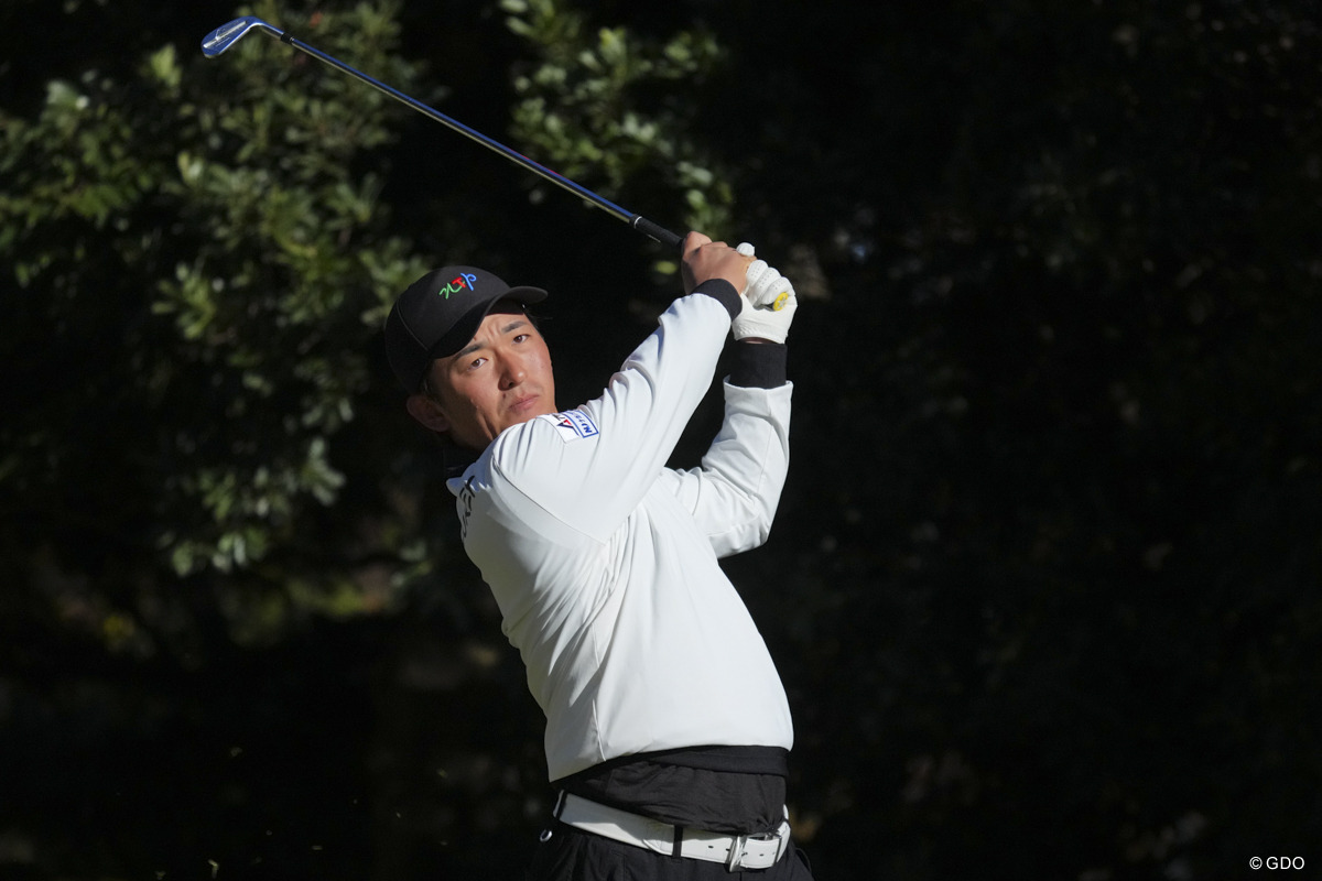 賞金ランク1位・金子駆大がフィールドベストスコアで回った