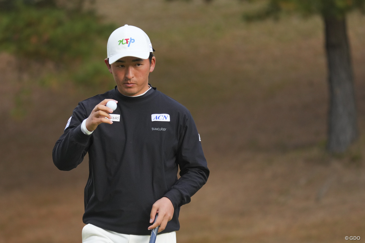 17番、バンカーから上手く寄せてバーディ！ 2025年 ゴルフ日本シリーズJTカップ 3日目 金子駆大