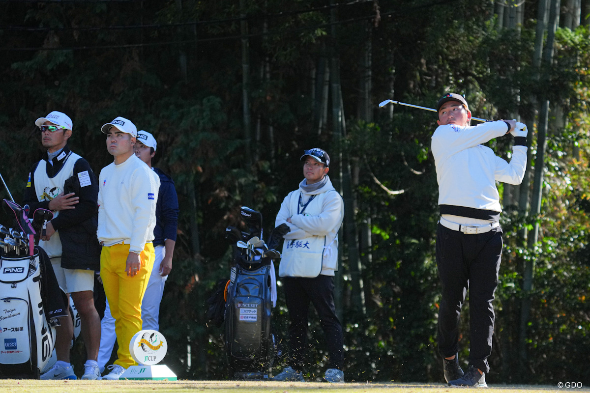 蝉川泰果と金子駆大 2025年 ゴルフ日本シリーズJTカップ 最終日 蝉川泰果 金子駆大
