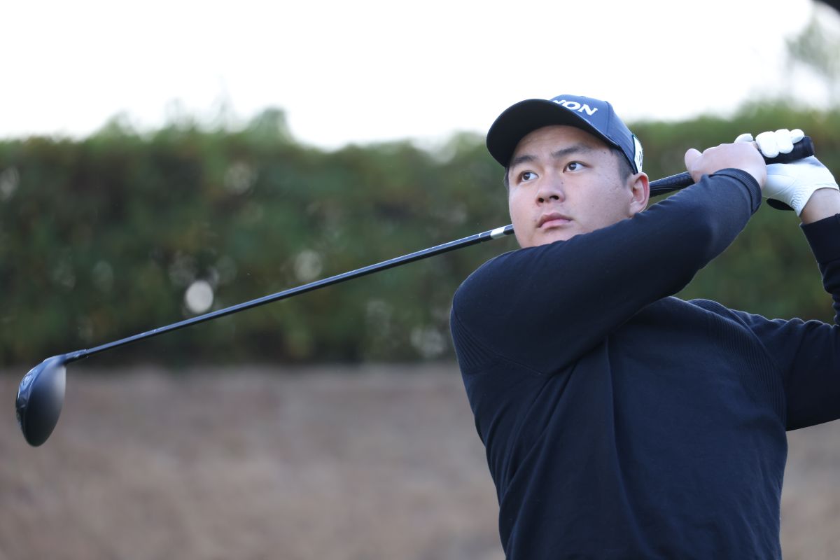 中野麟太朗がフィールドベストスコア「62」で浮上（提供：JGTO）