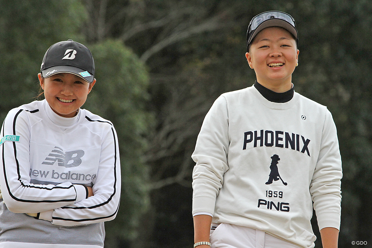 2日目は同じ現役高校生の田村萌来美と同組でプレー