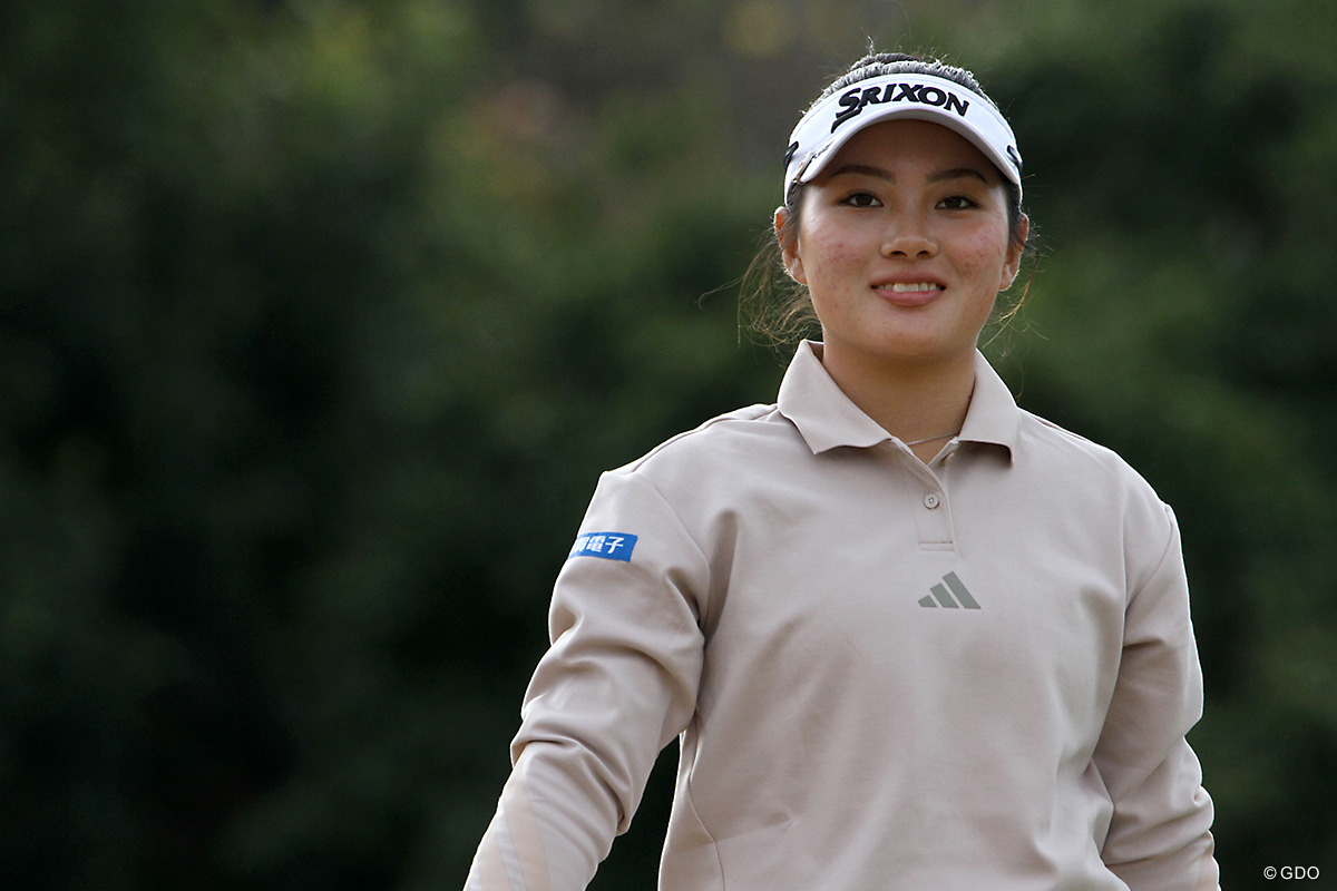 登録名「吉崎マーナ」でツアーを戦う