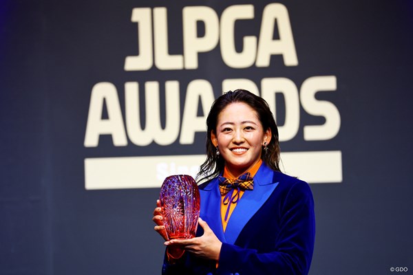 岩井千怜 米ツアー初優勝でJLPGAアワードの敢闘賞を受賞した岩井千怜