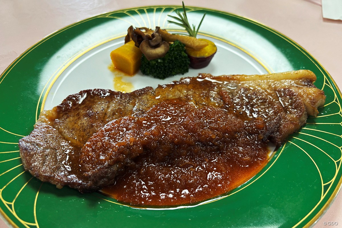 「世界最先端の設計で井上誠一がReBORN」春日井カントリークラブ／ゴルフ場Gメンが行く#11 知多牛ロースステーキ