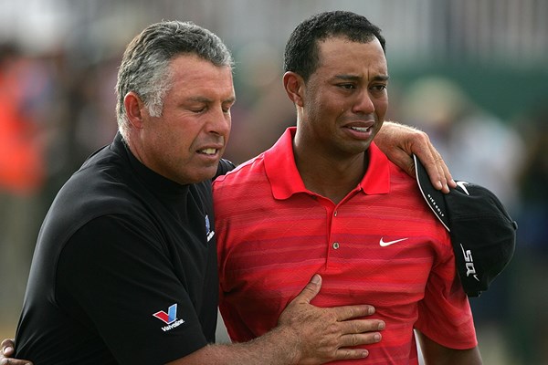 2006年 全英オープン タイガー・ウッズ 2006年の全英オープンで優勝し涙した(Getty Images)
