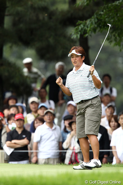 表純子、一時は首位に並ぶも3位タイに終わる