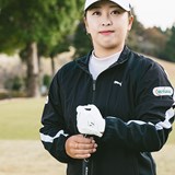 西郷真央が愛用グローブとスポンサー契約 「信頼し一緒に戦い続けてきた」