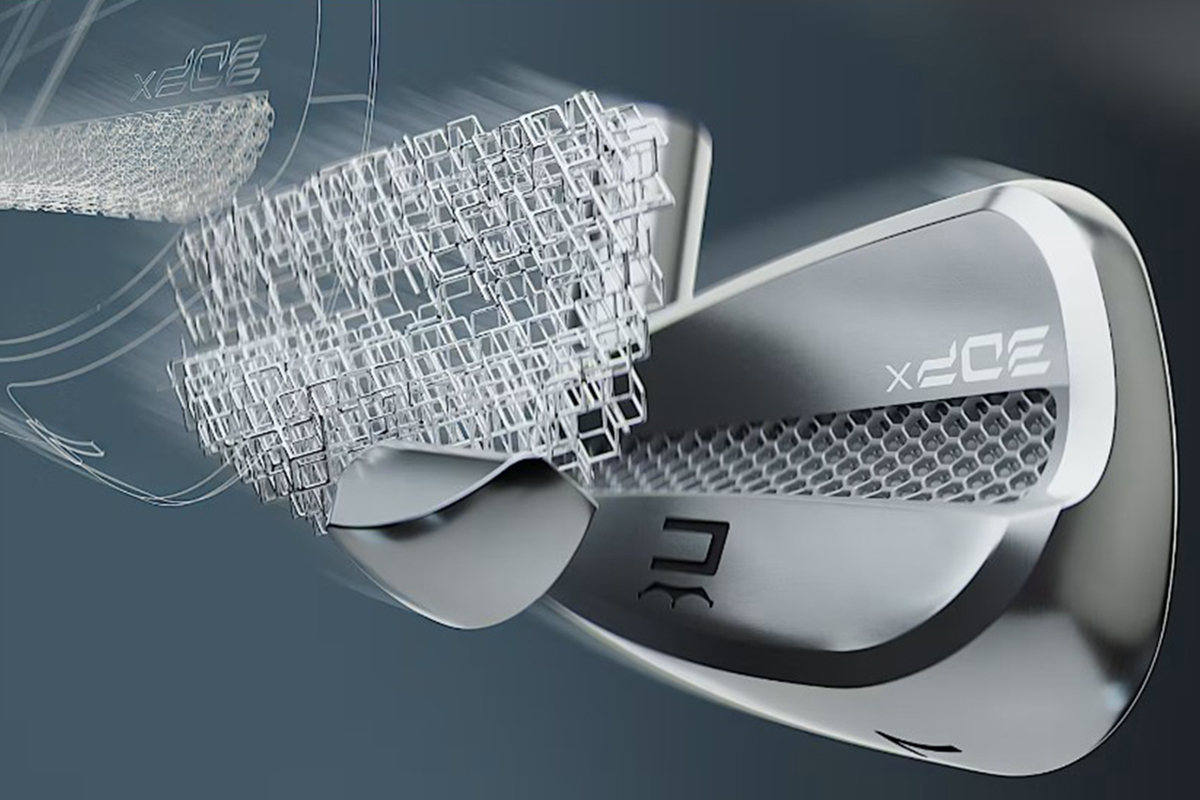 ホマのプロトタイプをベースにした3DP Xアイアン（提供：コブラゴルフ）