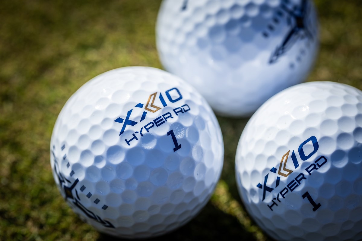 ゴルフボールの都市伝説【番外編】ゼクシオボールはゼクシオ1Wで打つのが一番飛ぶ？ を徹底検証