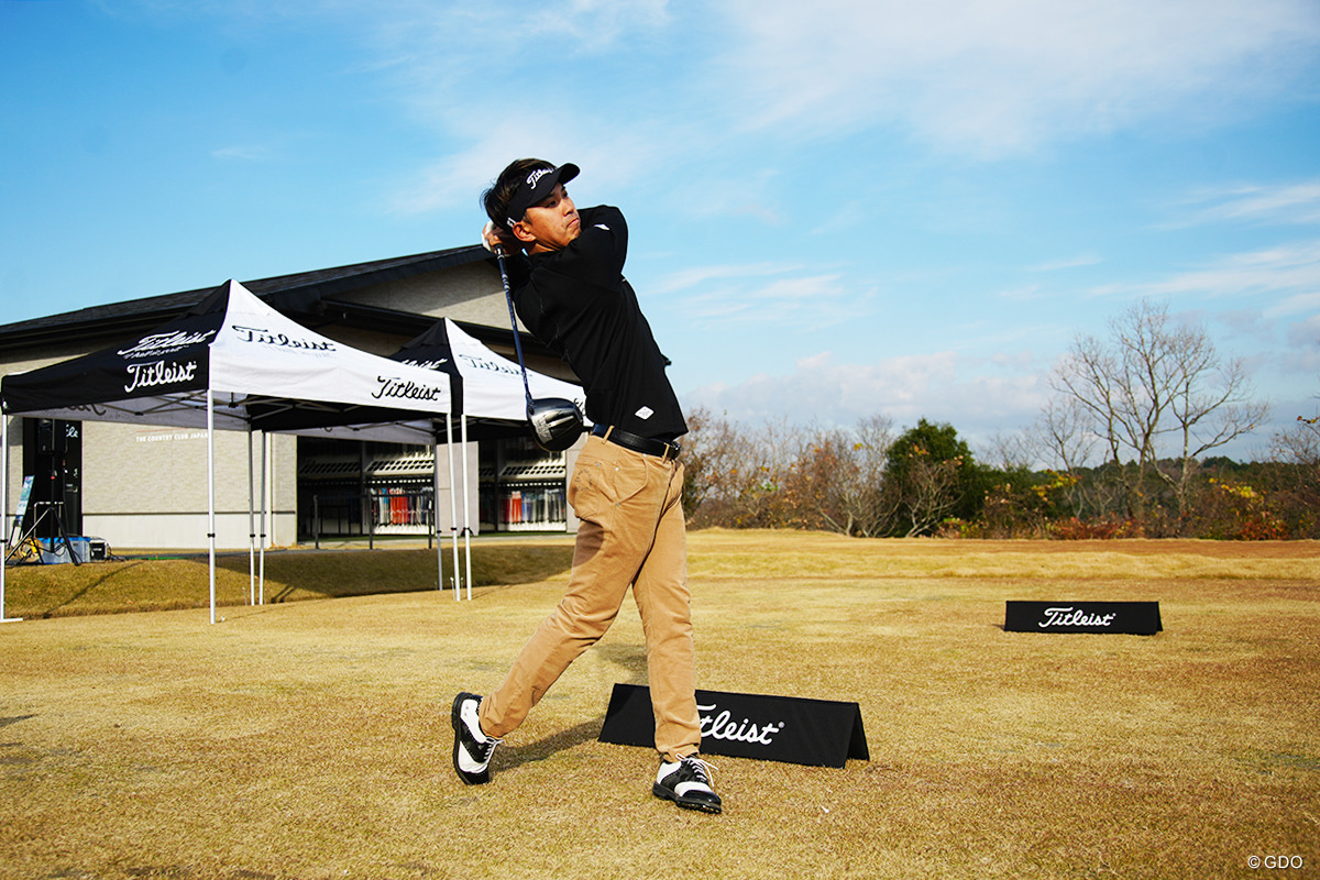 新ボール発表会に登壇