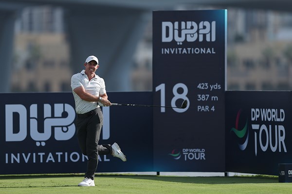 「68」で首位と3打差につけたロリー・マキロイ（Andrew Redington/Getty Images）