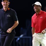 「最高の瞬間」45歳ローズがアルバトロスに大興奮 ウッズ2連敗/TGL