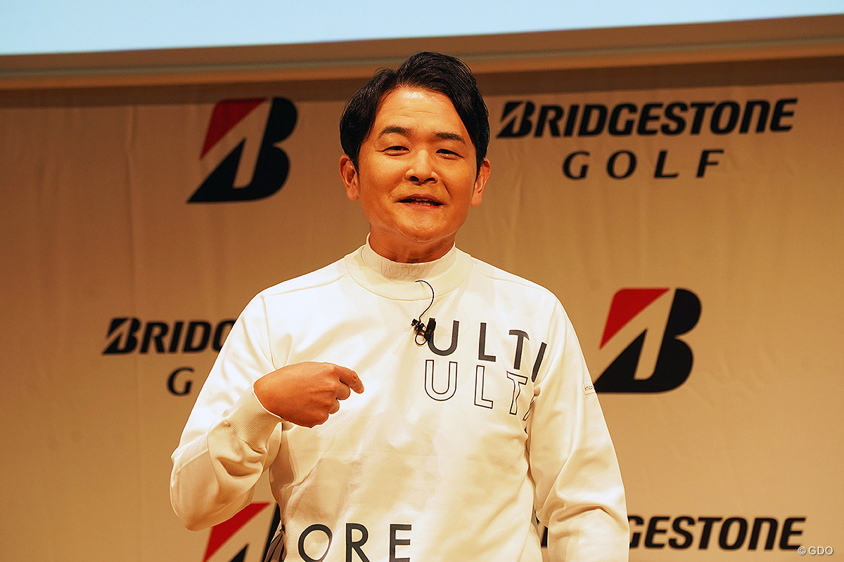 「母の二の腕を思い出す」 千鳥・ノブさんがブリヂストンのボールを選ぶ理由