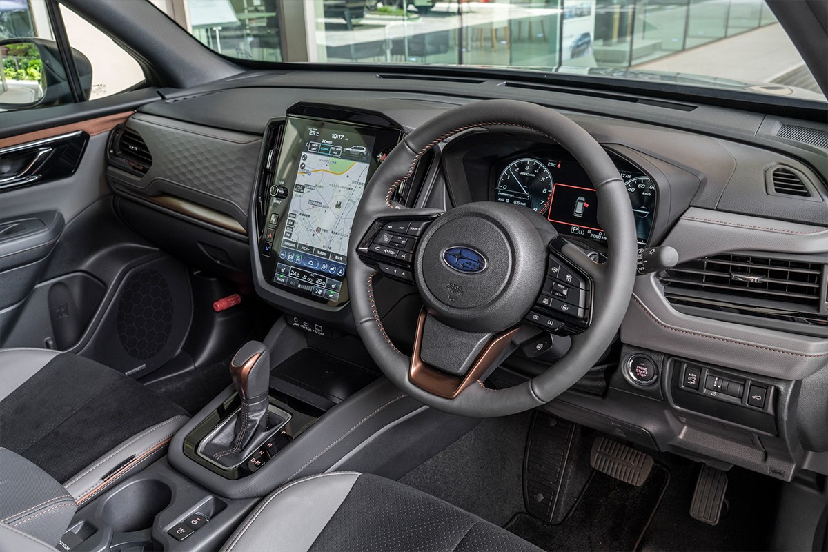 キャディバッグ積載量調査 フォレスターの運転席周り