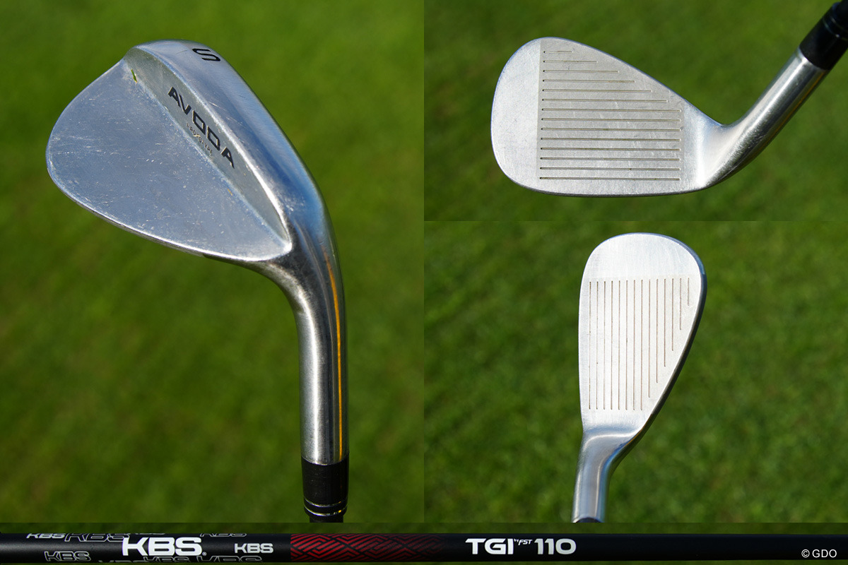 AVODAゴルフのウェッジはアイアンのような見た目