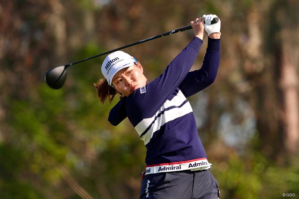畑岡奈紗が首位発進を決めた