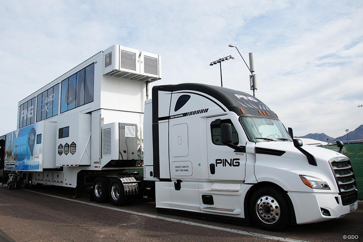 今週お披露目の2階建てツアーバン