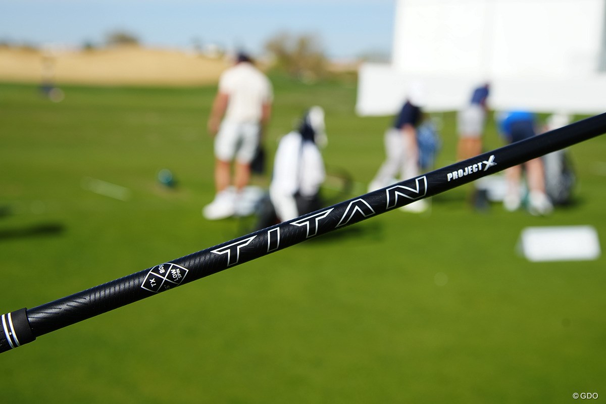 PGAツアーで見慣れない黒シャフトを発見 その名も「タイタン 