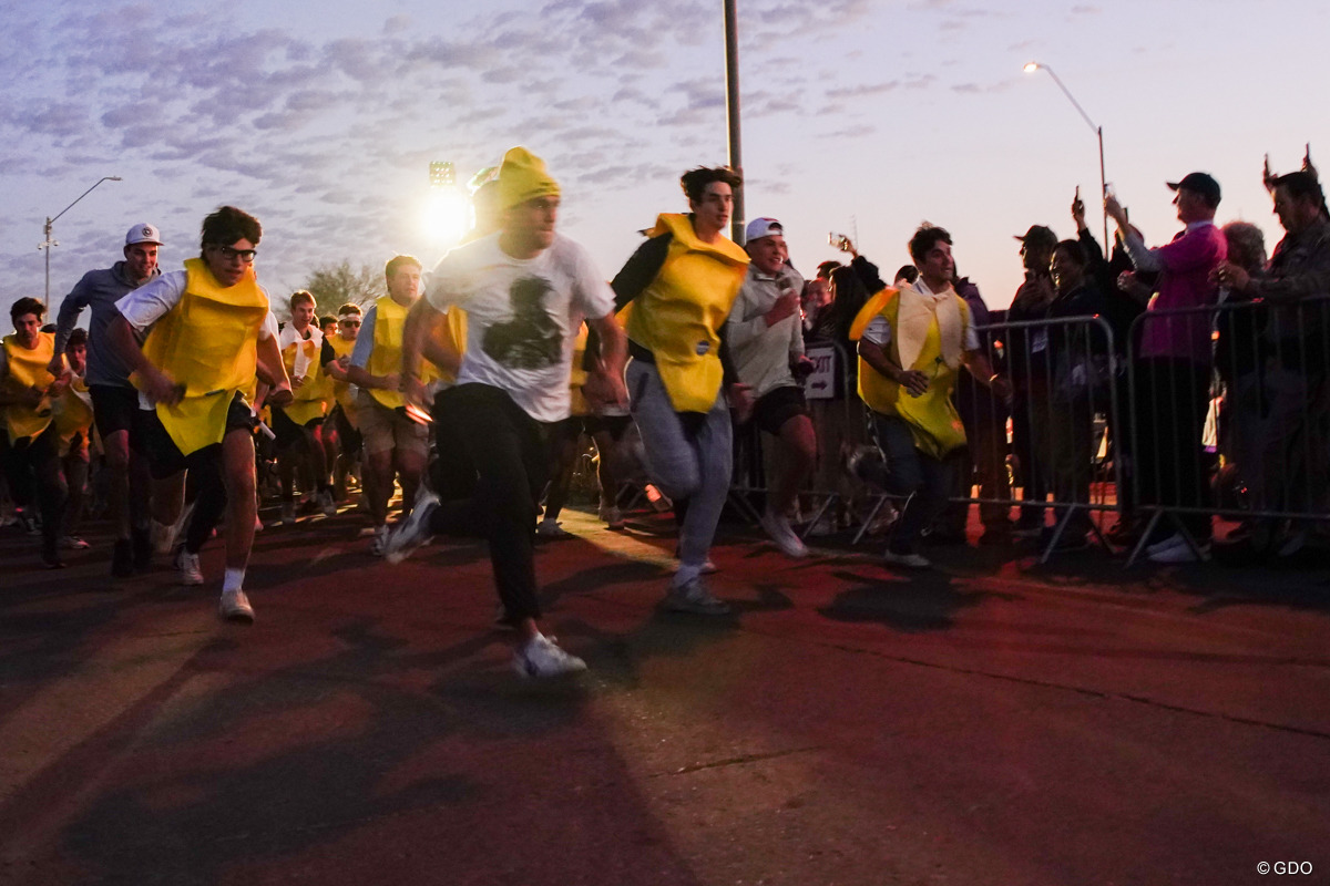 ダッシュで席取りへ