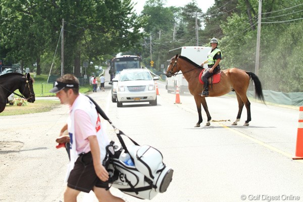 2011年 ウェグマンズLPGAチャンピオンシップ 初日 乗馬警官