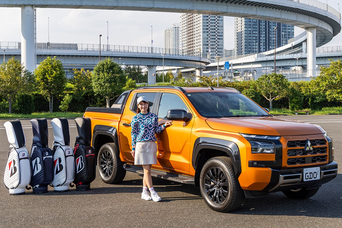 キャディバッグ積載量調査 三菱「トライトン」にキャディバッグ何個積める？