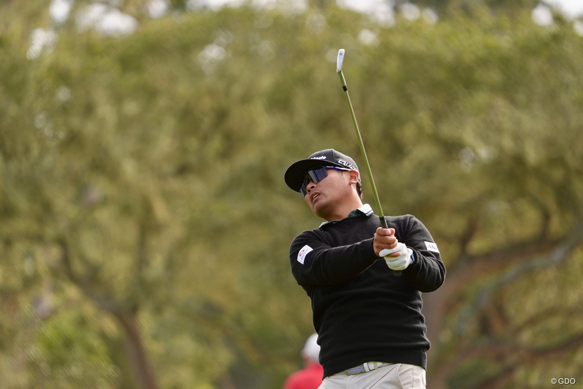 「あと2日間、死ぬ気で頑張ります」久常涼が通算15アンダー首位ターン 松山英樹は5打差10位