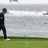 グリーン上のボールが“動く”強風 久常涼はバーディ1個で首位陥落