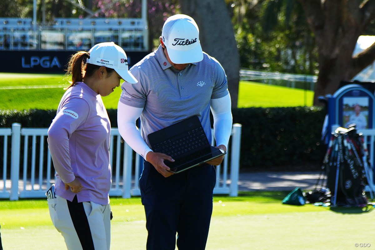 2026年 ヒルトン・グランドバケーションズ トーナメント・オブ・チャンピオンズ 事前 クリス・チョー 西郷真央 西郷真央も指導を受けていた