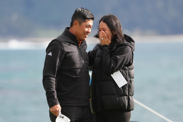 コリン・モリカワは妊娠中の妻、キャット・ズーさんと喜びを分かち合った