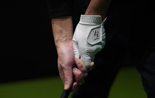 イオンスポーツ特集 クラブがすっぽ抜けてしまうような恐怖感や違和感はなし。雨や手汗の多い人にとってありがたい