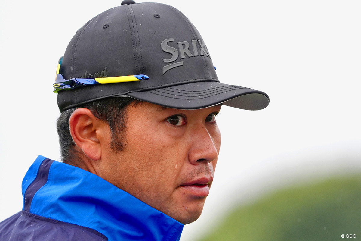 黒いキャップで