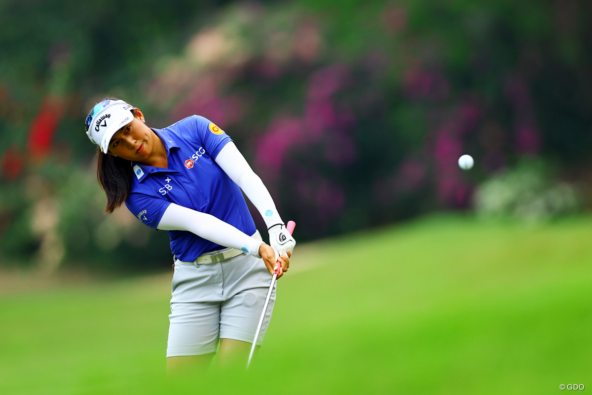 アプローチショットを放つ 2026年 ホンダ LPGAタイランド 3日目 ジーノ・ティティクル
