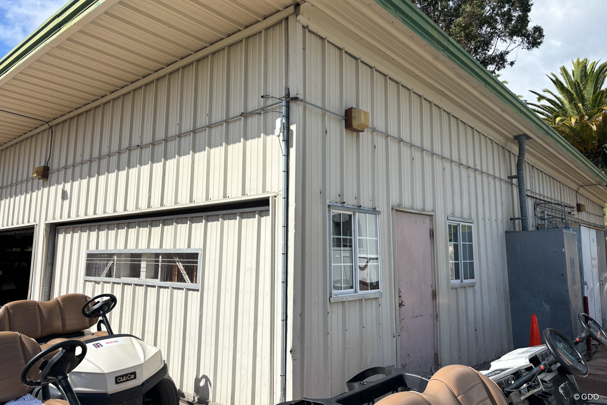 テストを行う部屋は地味だった