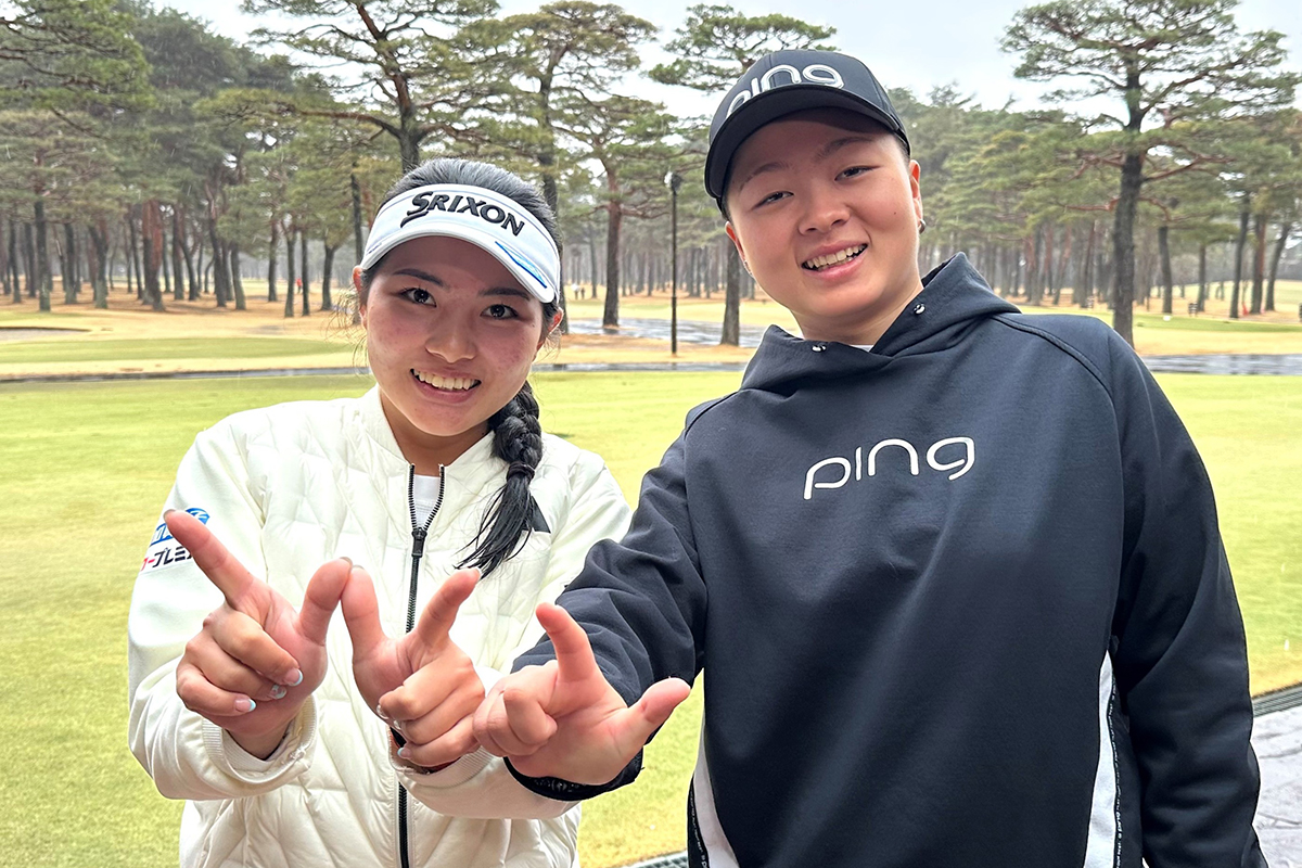 ともに18歳ルーキーの吉崎マーナ（左）と田村萌来美が国内メジャー出場権をゲット！ ※大会提供