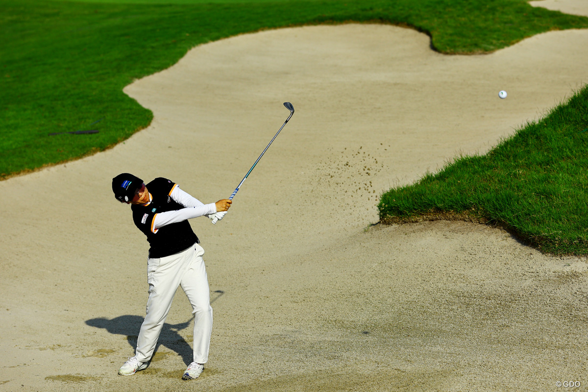 バンカーショットを放つ 2026年 HSBC女子世界選手権 3日目 勝みなみ