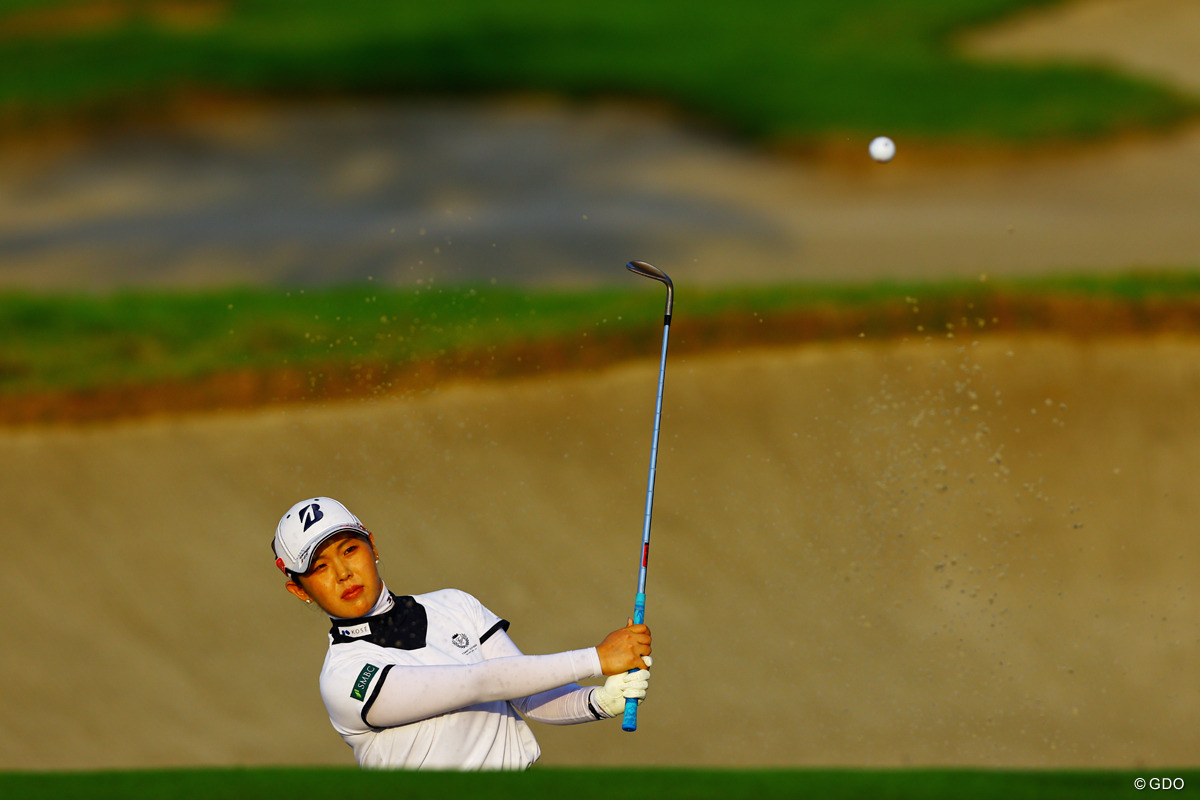 バンカーショットを放つ 2026年 HSBC女子世界選手権 最終日 吉田優利