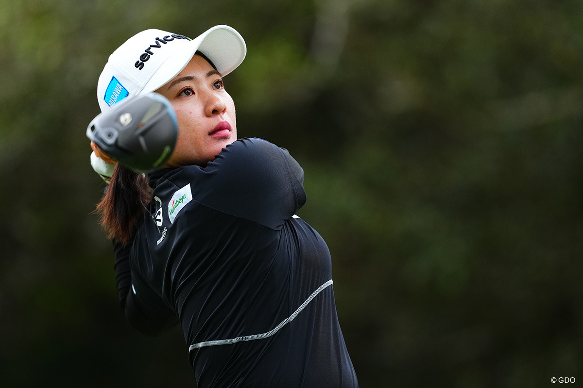 永井花奈が開幕戦で首位発進 岩井千怜3連覇へ9位 7カ月ぶり復帰の小祝さくら出遅れ72位