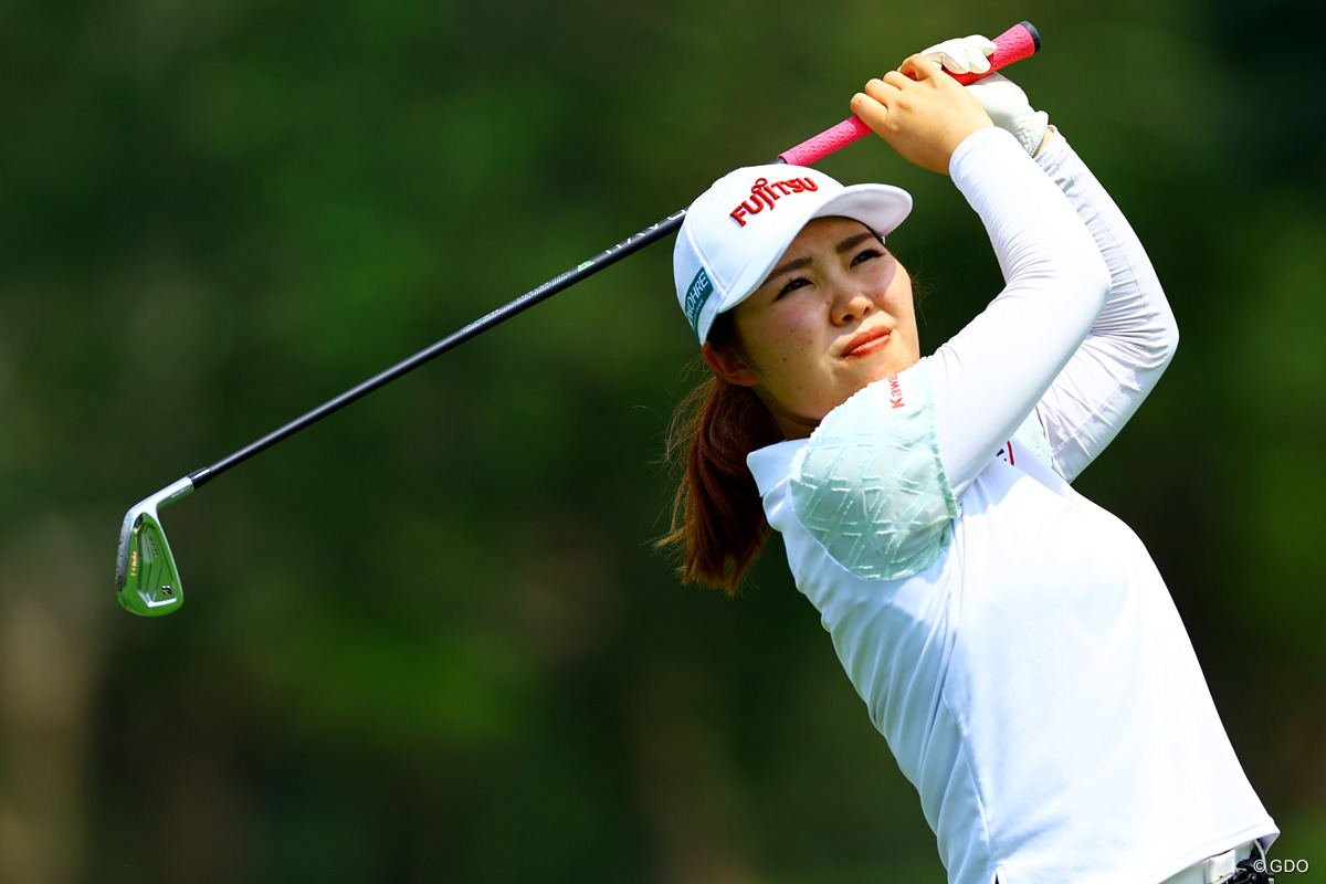 【速報】4打差を追う古江彩佳は3Rバーディ発進 渋野日向子と原英莉花もバーディ先行