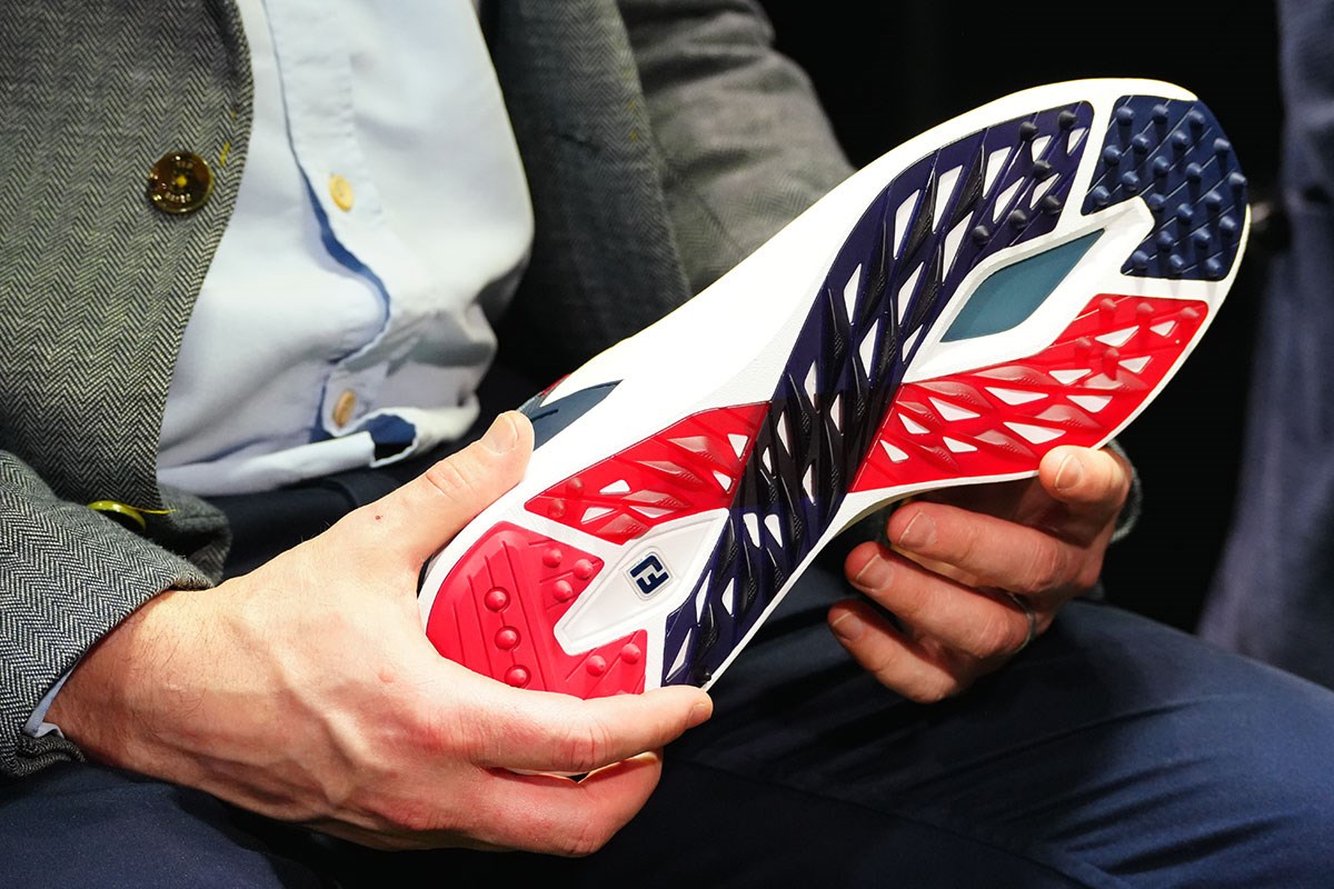 フットジョイ幹部インタビュー