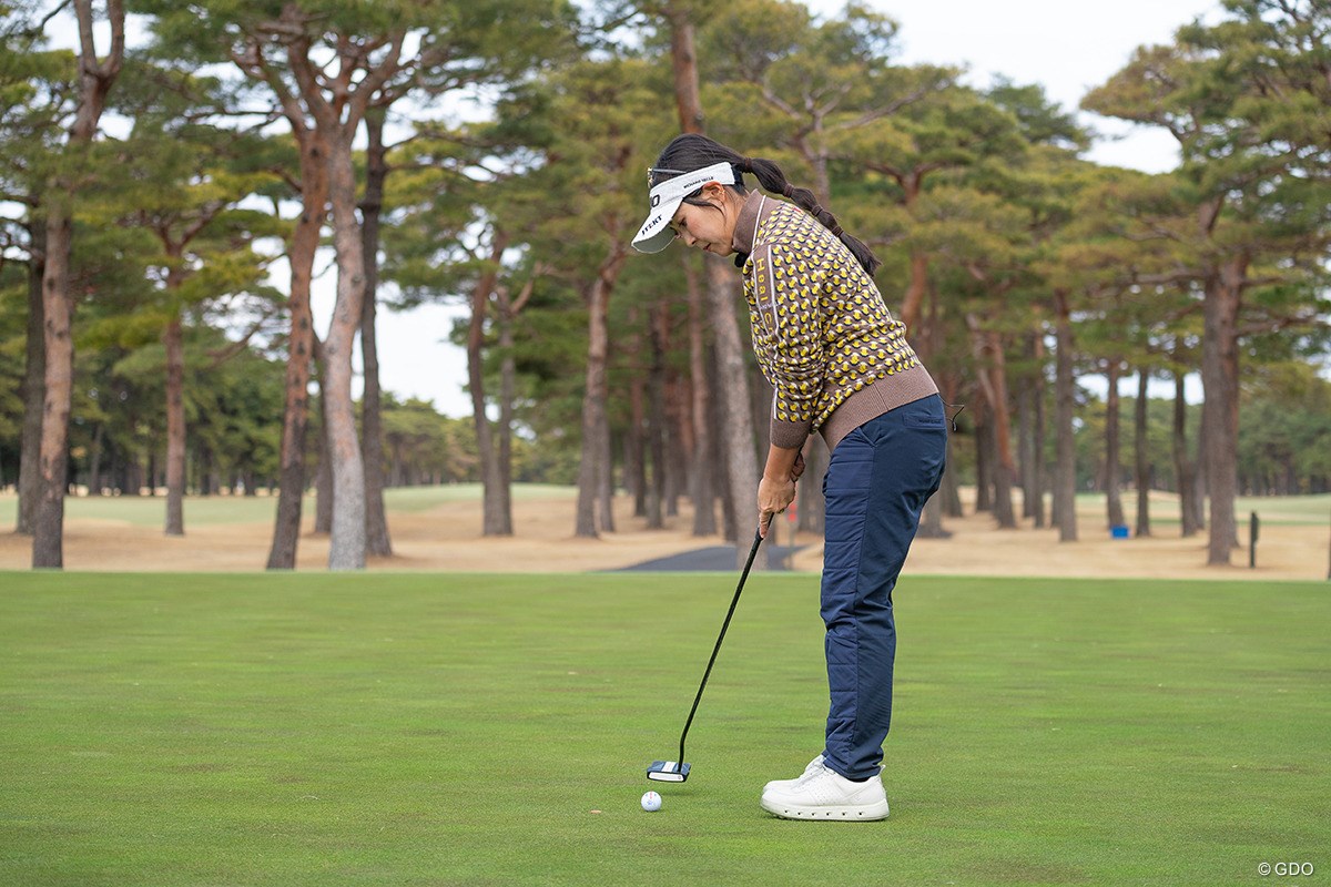 あなたはフックorスライス？パッティングにも存在する「持ち球」【青木瀬令奈のThe Putting World#6】 持ち球をいかして打つ