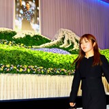 「少しでも近づけるように」「男の中の男」 佐久間朱莉、石川遼らが尾崎将司さんに献花