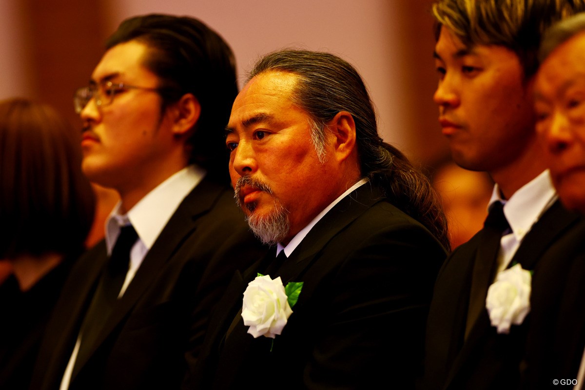 尾崎智春氏