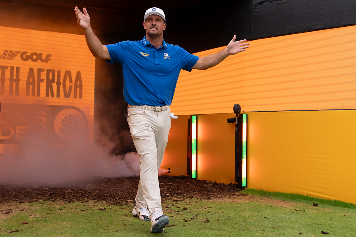 デシャンボー、ハウエルIIIが8アンダー首位発進 浅地洋佑は29位