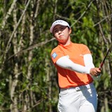 山下美夢有が「67」で10位に浮上 渋野日向子は予選落ち、日本勢15人中10人が週末へ
