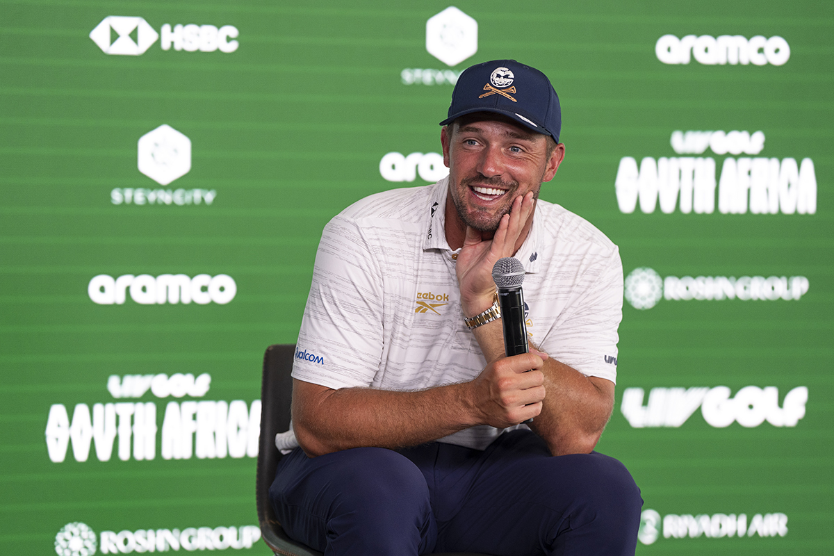 浅地洋佑「67」も10打差24位に後退 デシャンボーが2週連続優勝に王手